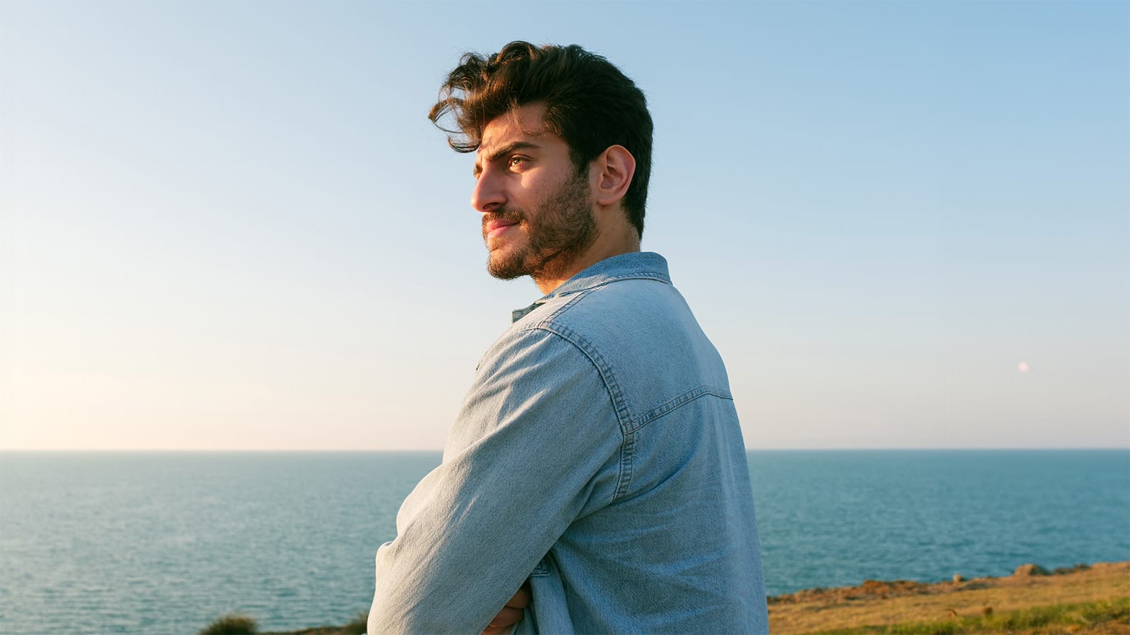 Trasplante de barba con técnica FUE consigue una barba natural y definitiva